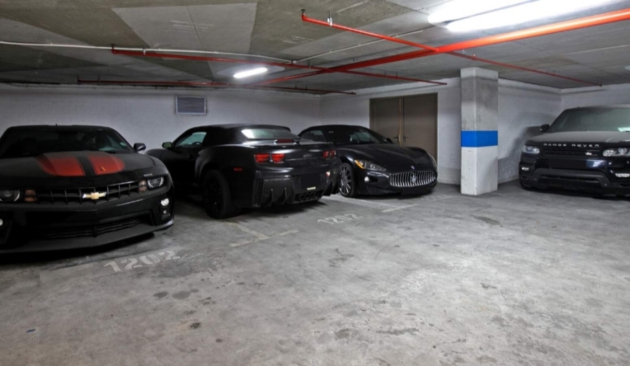 3 Bedroom Property for Sale in Bloubergstrand Western Cape